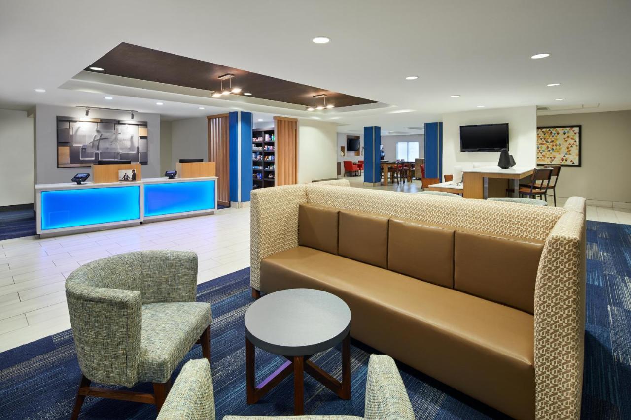Holiday Inn Express Hotel & Suites Pensacola-West Navy Base By Ihg Beach Haven Екстериор снимка