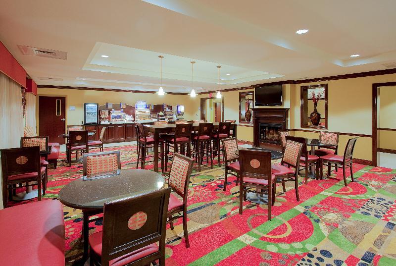 Holiday Inn Express Hotel & Suites Pensacola-West Navy Base By Ihg Beach Haven Екстериор снимка